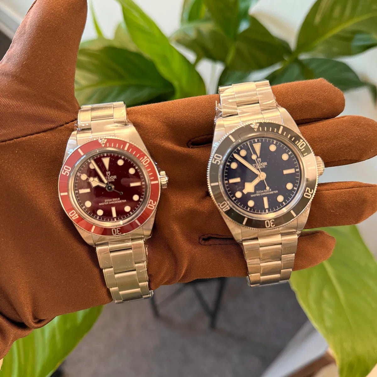 Tudor Black Bay 58 in burgundy & Black Bay 68 in blue: New highlights from Watches and Wonders 2025 - Duci Watches