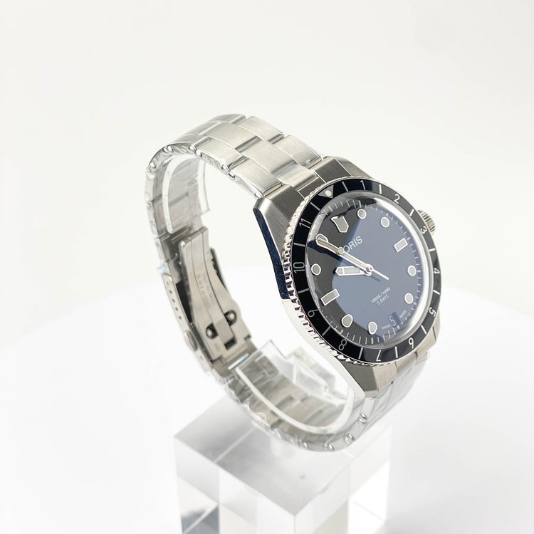 Oris Divers Sixty Five 12h Calibre 400 Black Dial 40mm