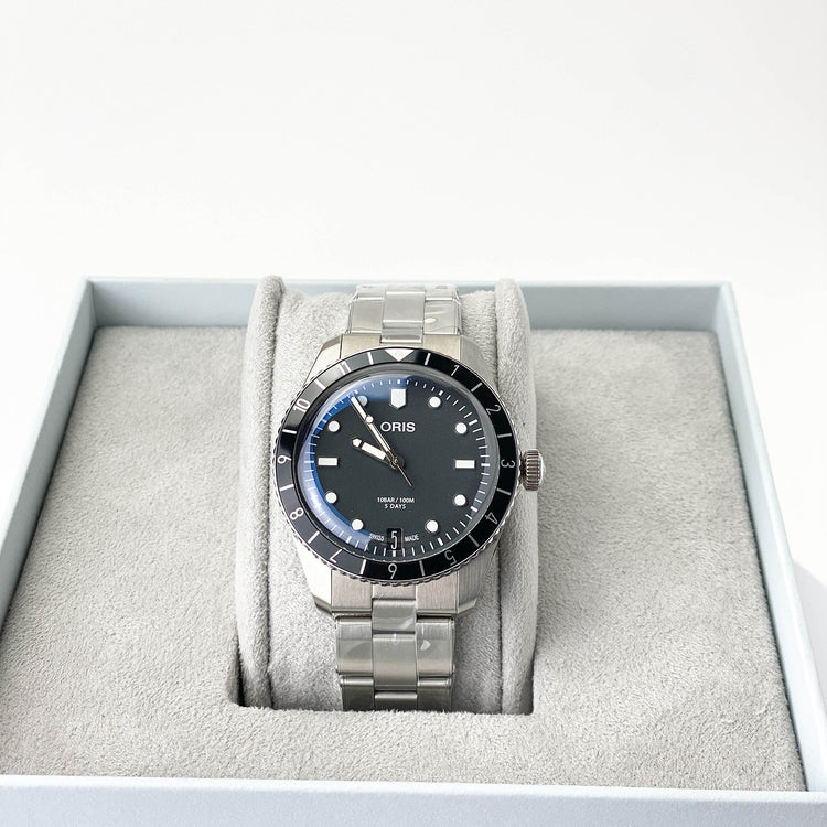 Oris Divers Sixty Five 12h Calibre 400 Black Dial 40mm