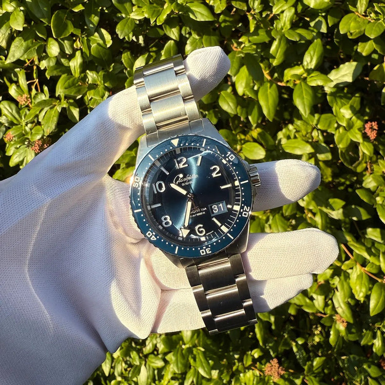 Glashütte Original SeaQ Panoramadatum Panorama Date Blue Dial 43mm - Duci Watches