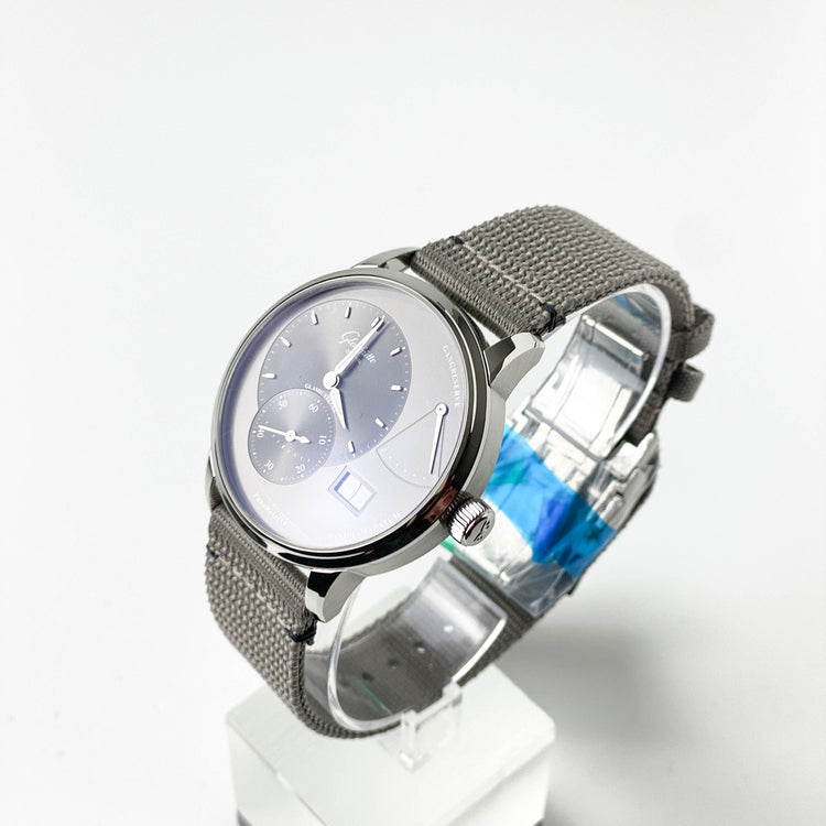 Glashütte Original PanoReserve Black 40mm textile strap with folding clasp