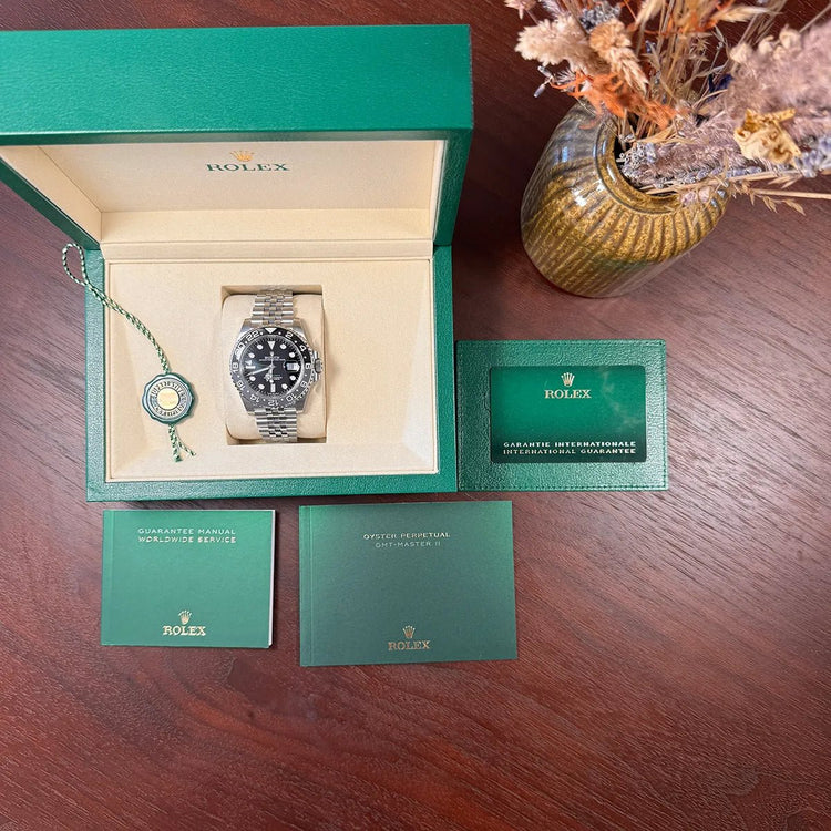 Rolex GMT - Master II Bruce Wayne Jubilee - Duci Watches