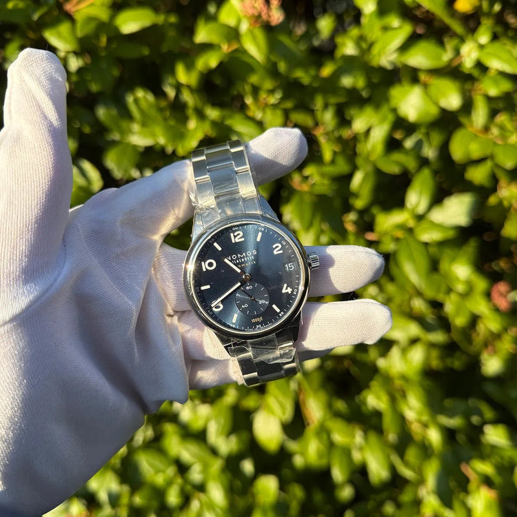 Nomos Club Neomatik Sport Neomatik 42 Date Blue - Duci Watches