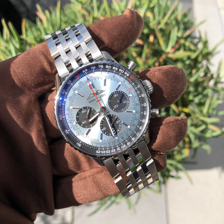 Breitling Navitimer Automatik 43 Ice Blau