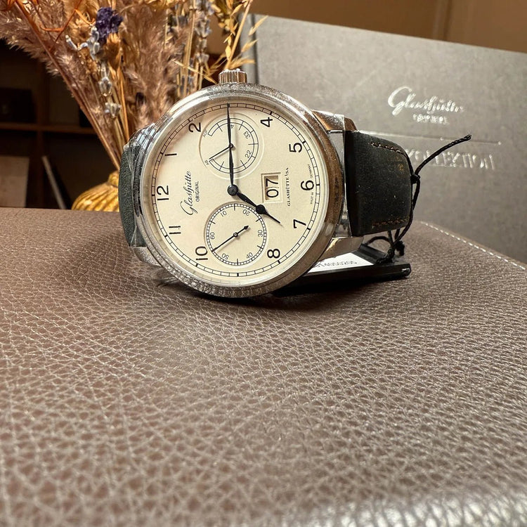 Senator Observer 44mm White Dial - Duci Watches