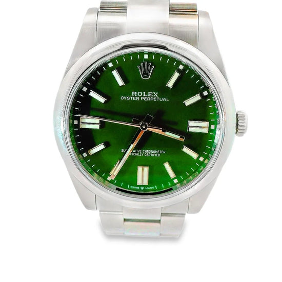 Rolex Oyster Perpetual 41 Full Set green - Duci Watches