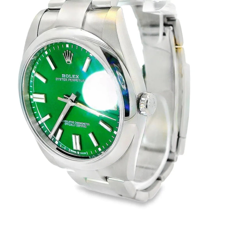 Rolex Oyster Perpetual 41 Full Set green - Duci Watches