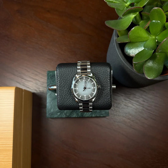 Omega Seamaster Railmaster 38 mm grey Dial - Duci Watches