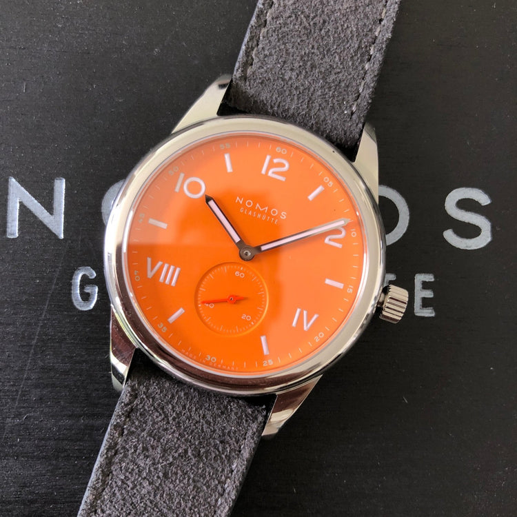 Club Campus 38 - Future Orange - Duci Watches