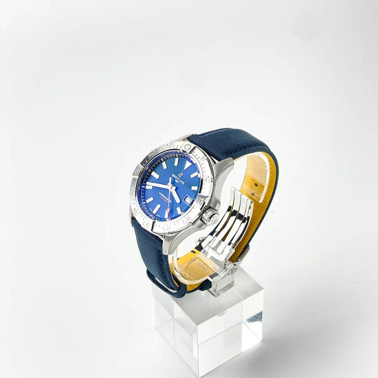 Avenger Automatic 42 blue - Duci Watches