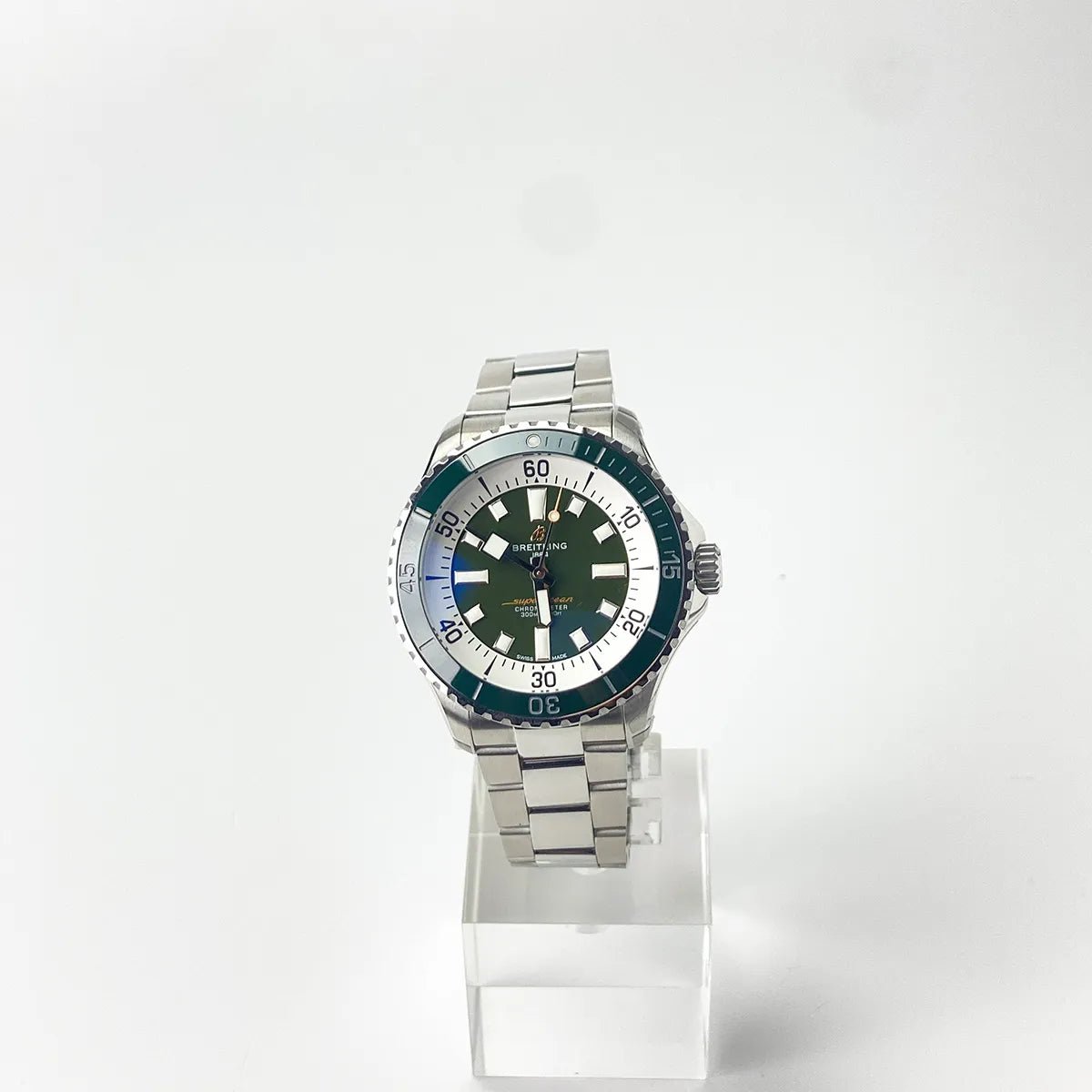 Superocean 44 Automatic 44 Green - Duci Watches