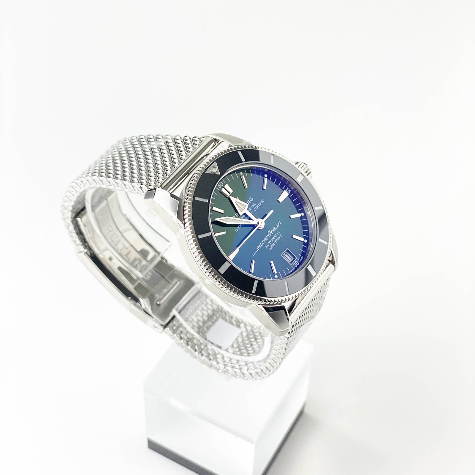 Superocean Heritage B20 42 Grün - Duci Watches