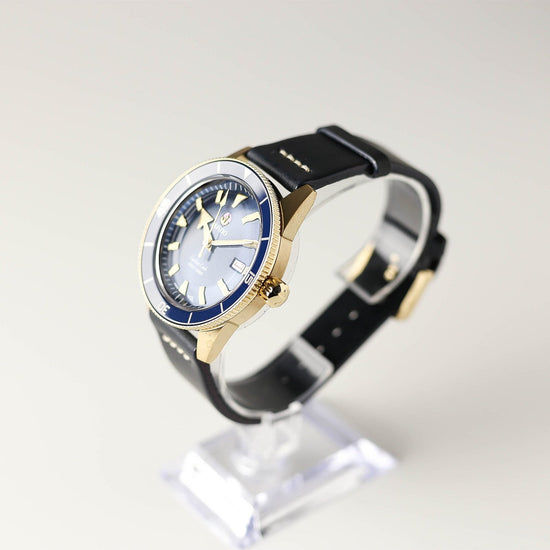 Captain Cook Blau - Duci Watches