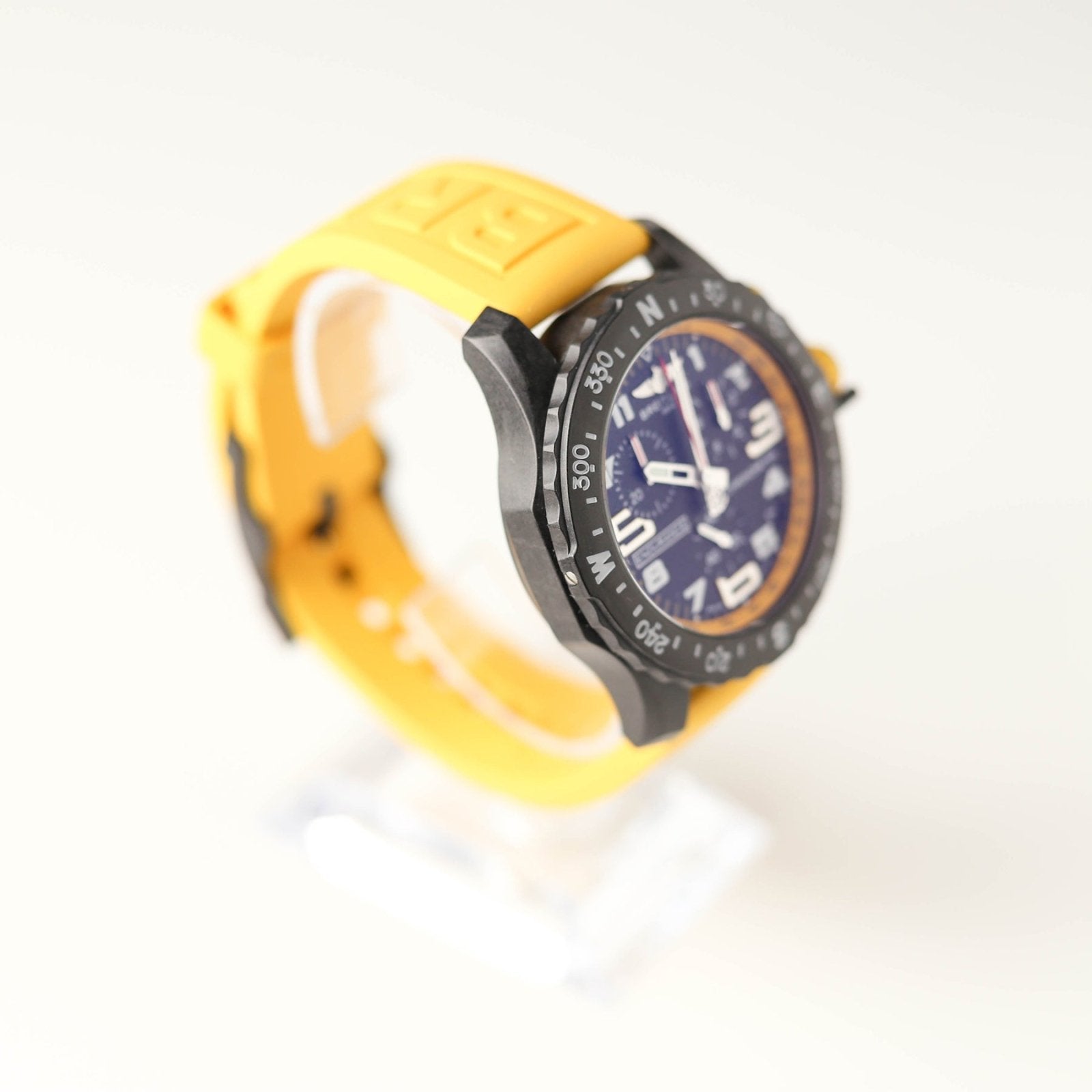 Endurance Gelb 44mm - Duci Watches